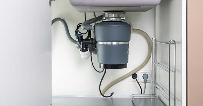 When it comes to clean the garbage disposal, cleaning out the grinding chamber is essential.